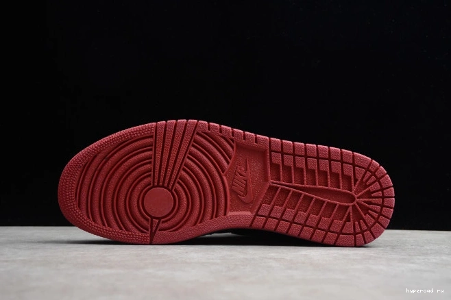 DC7071-001 OG High Black Red Gym Jordan Air 1 Retro 0601
